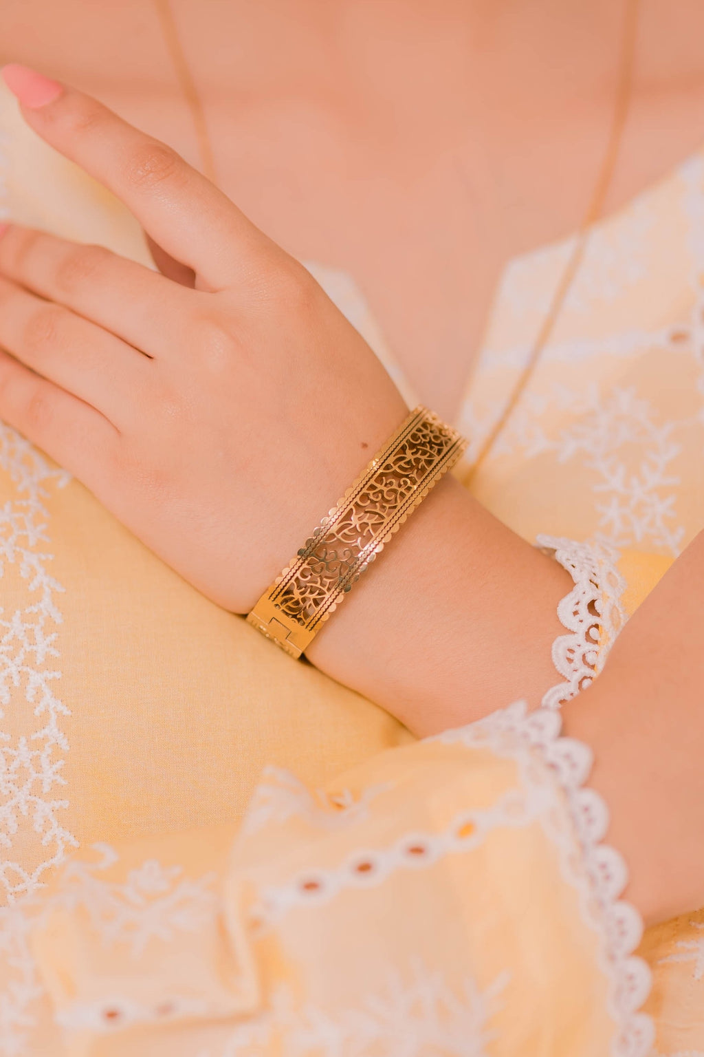 Vintage charm cuff